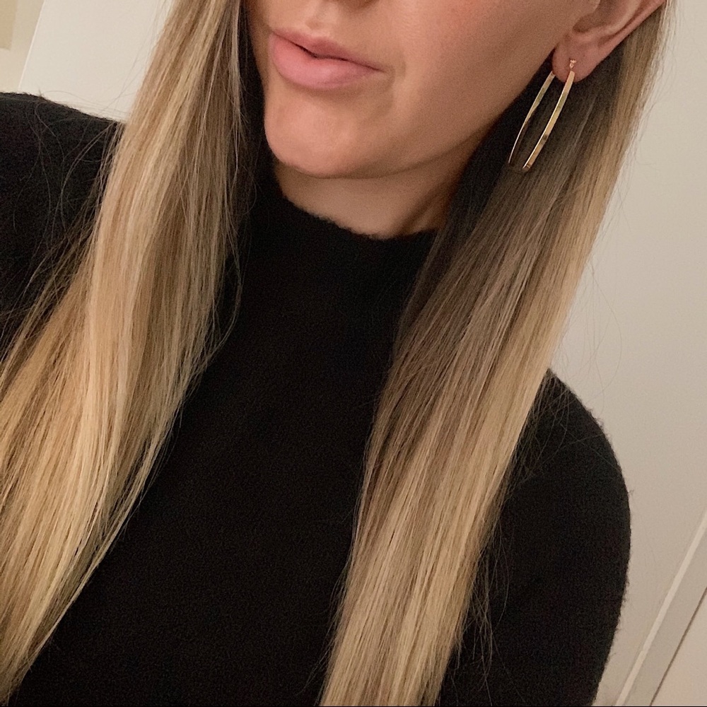 Flat Oval Hoops | 18k Gold Filled - Picture 3 of 6